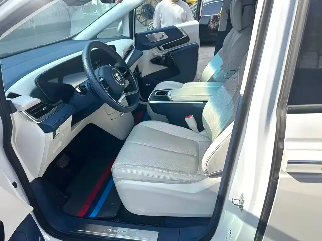 Buick Century 2023 из CN, фото 4