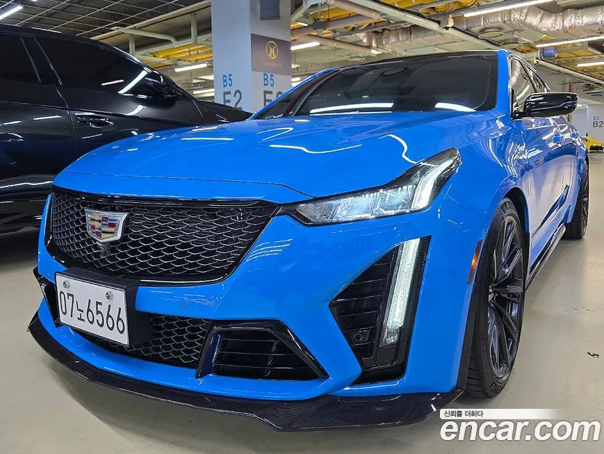 Cadillac CT5-V 2022 из KR, фото 10