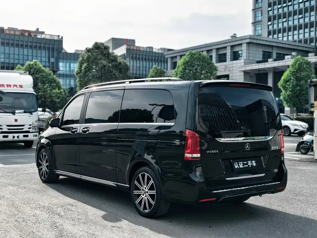 Mercedes-Benz V-Class 2021 из CN, фото 9