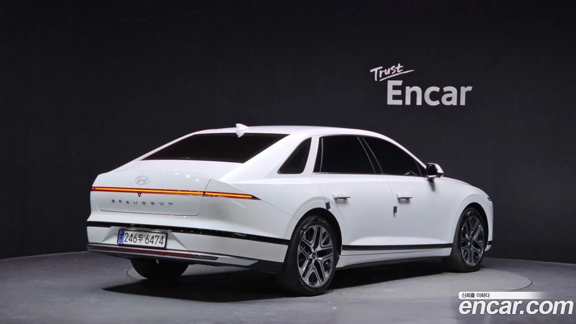 Hyundai Grandeur 2024 из KR, фото 3