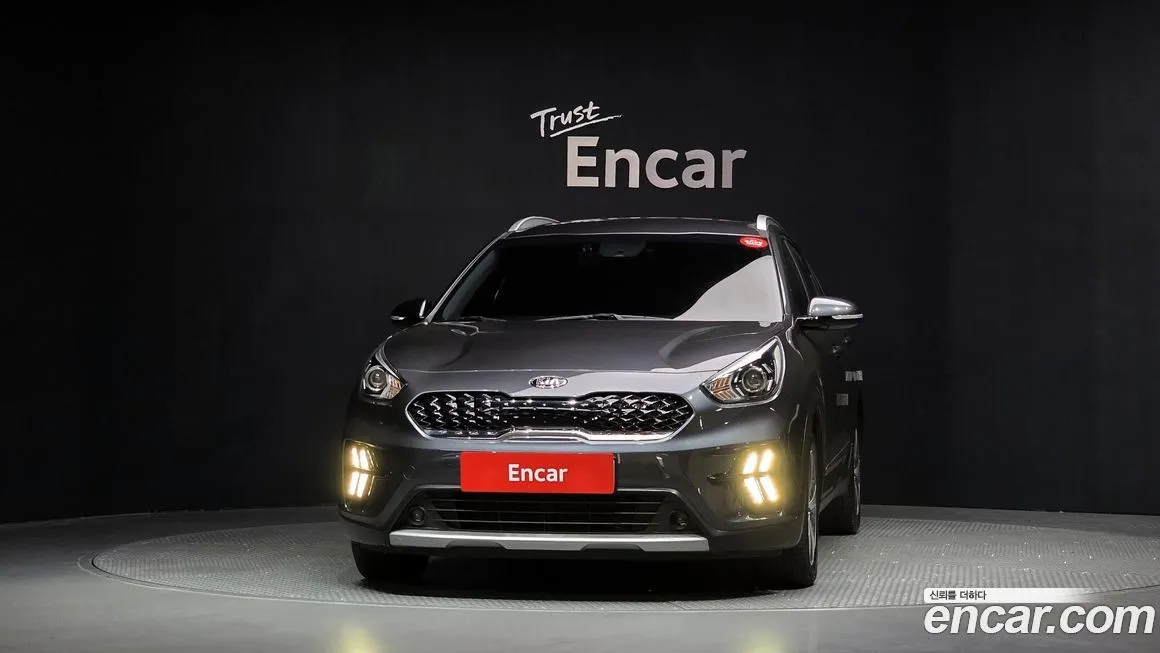 Kia Niro 2021 из KR, фото 2
