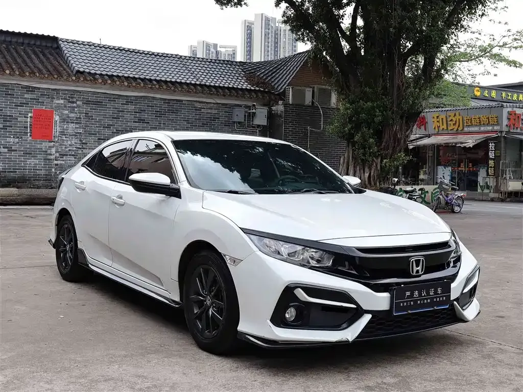 Honda Civic — фото 10