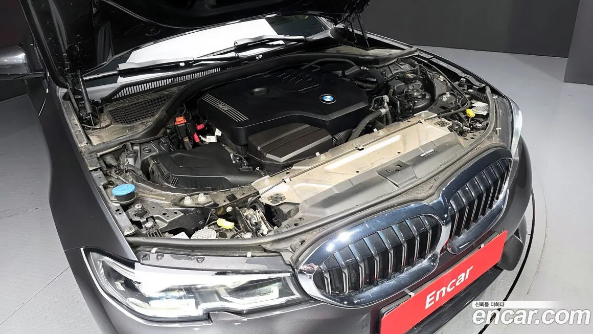 BMW 3-Series 2021 из KR, фото 10