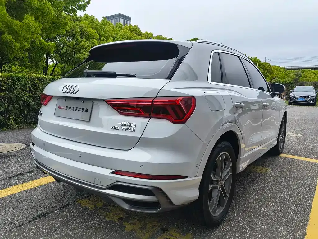 Audi Q3 2023 из CN, фото 9
