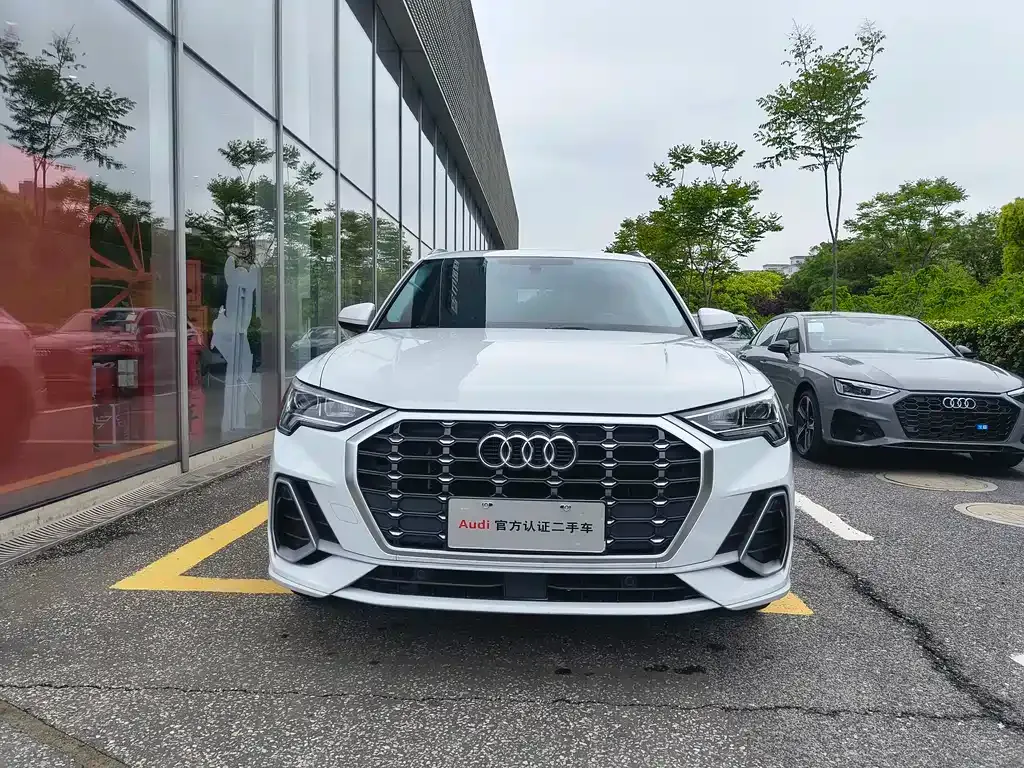 Audi Q3 2023 из CN, фото 10