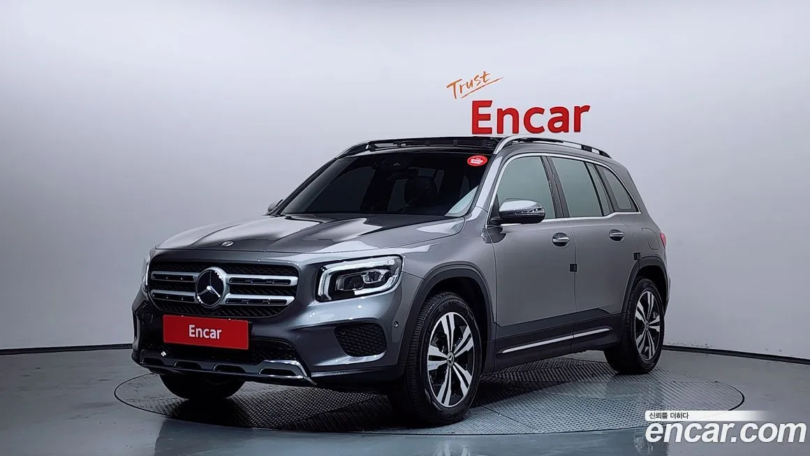 Mercedes-Benz GLB-Class — фото 1