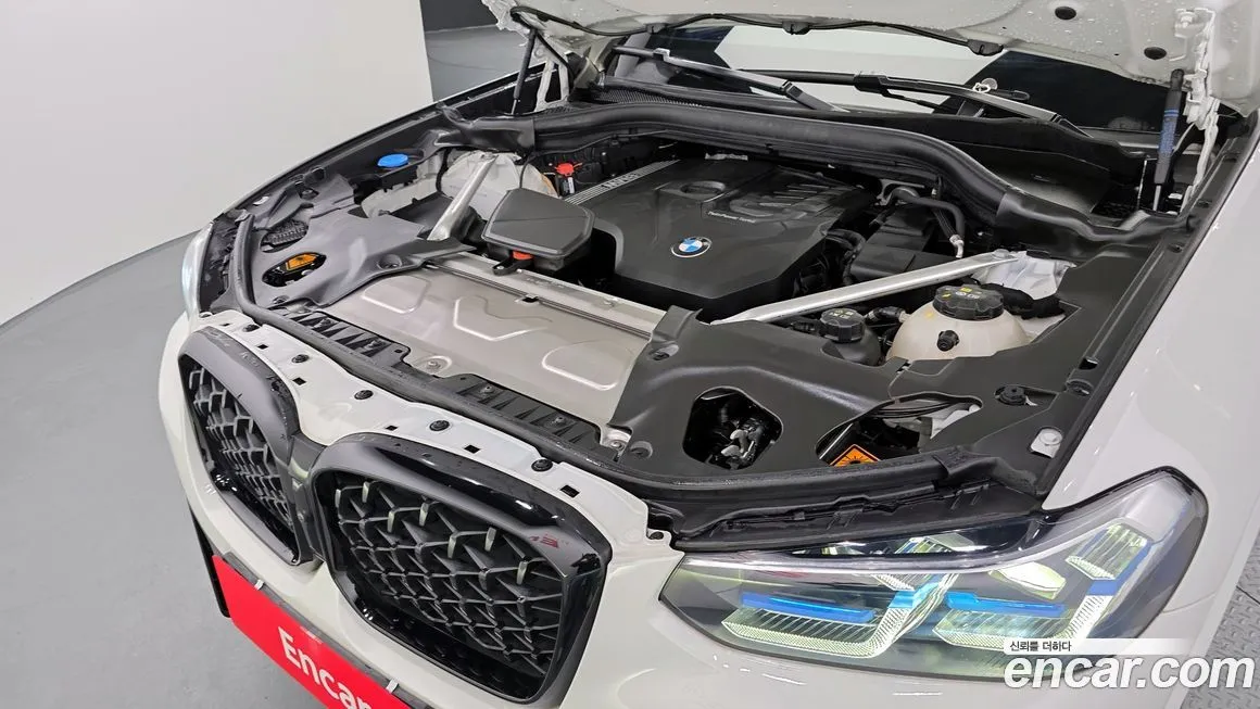 BMW X4 2024 из KR, фото 8
