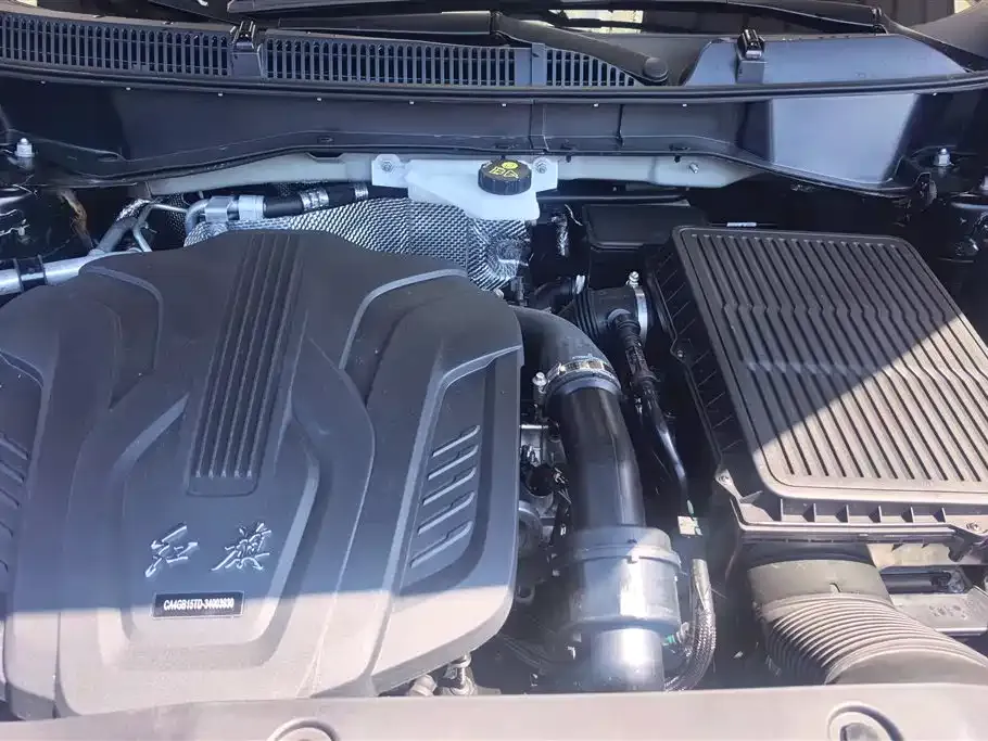 Hongqi HS3 PHEV 2024 из CN, фото 5