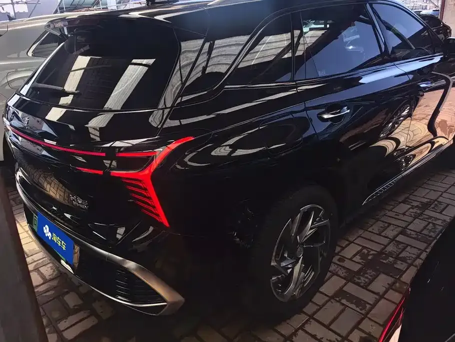 Hongqi HS3 PHEV 2024 из CN, фото 8