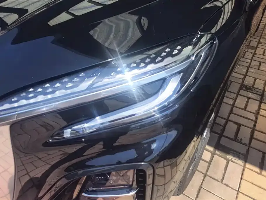 Hongqi HS3 PHEV 2024 из CN, фото 4