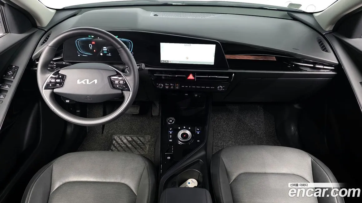 Kia Niro — фото 10