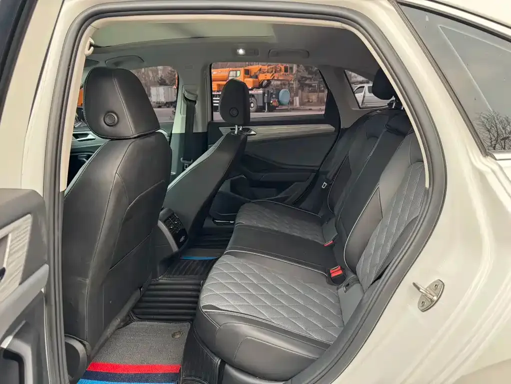 Volkswagen Sagitar 2022 из CN, фото 4