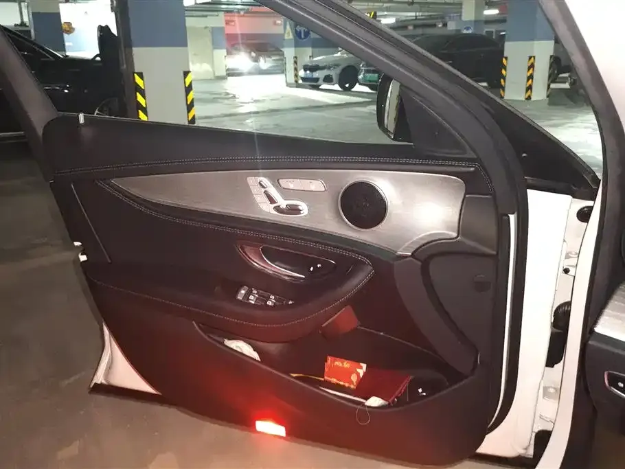 Mercedes-Benz E-Class 2022 из CN, фото 4
