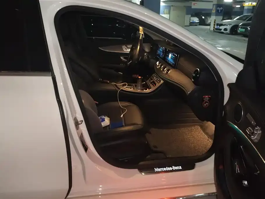 Mercedes-Benz E-Class 2022 из CN, фото 10
