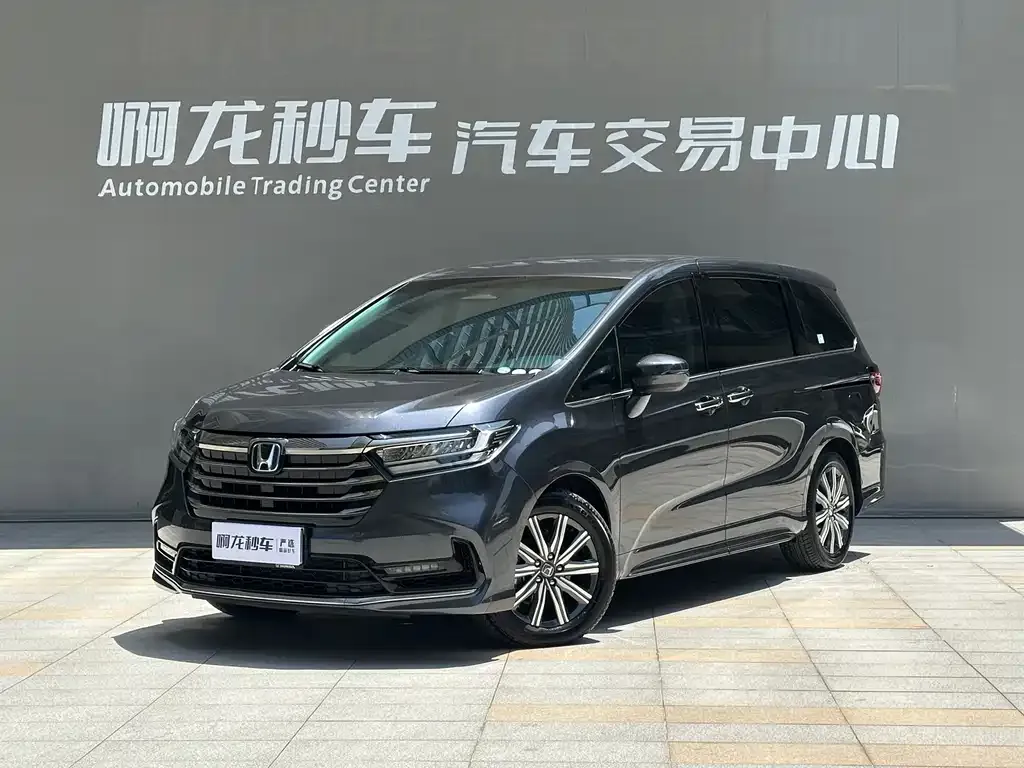 Honda Odyssey — фото 1