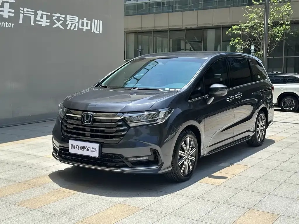 Honda Odyssey — фото 10