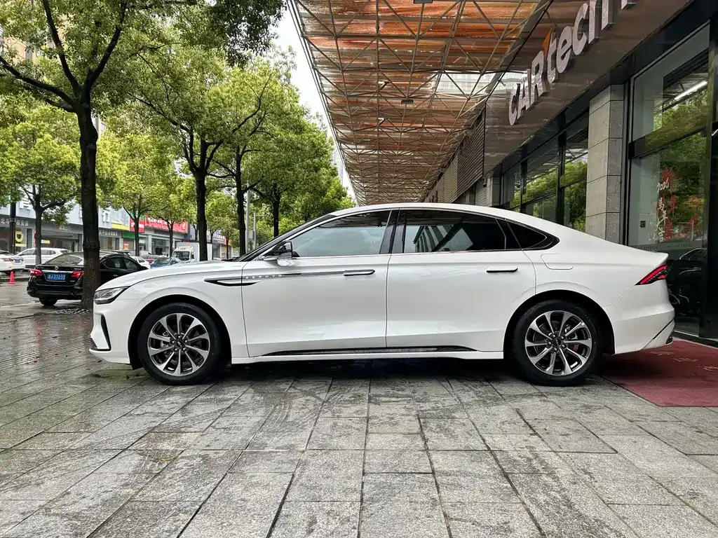 Lincoln Z 2024 из CN, фото 9