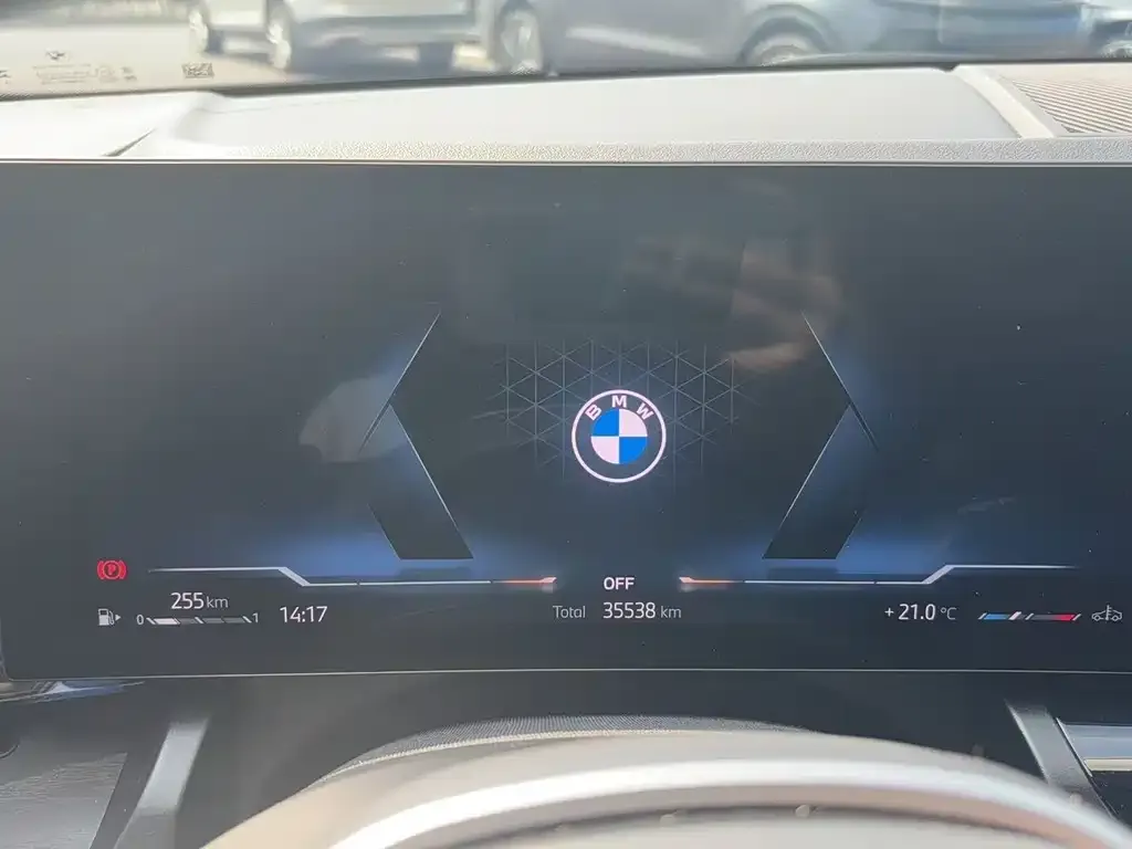 BMW 5 Series 2024 из CN, фото 10