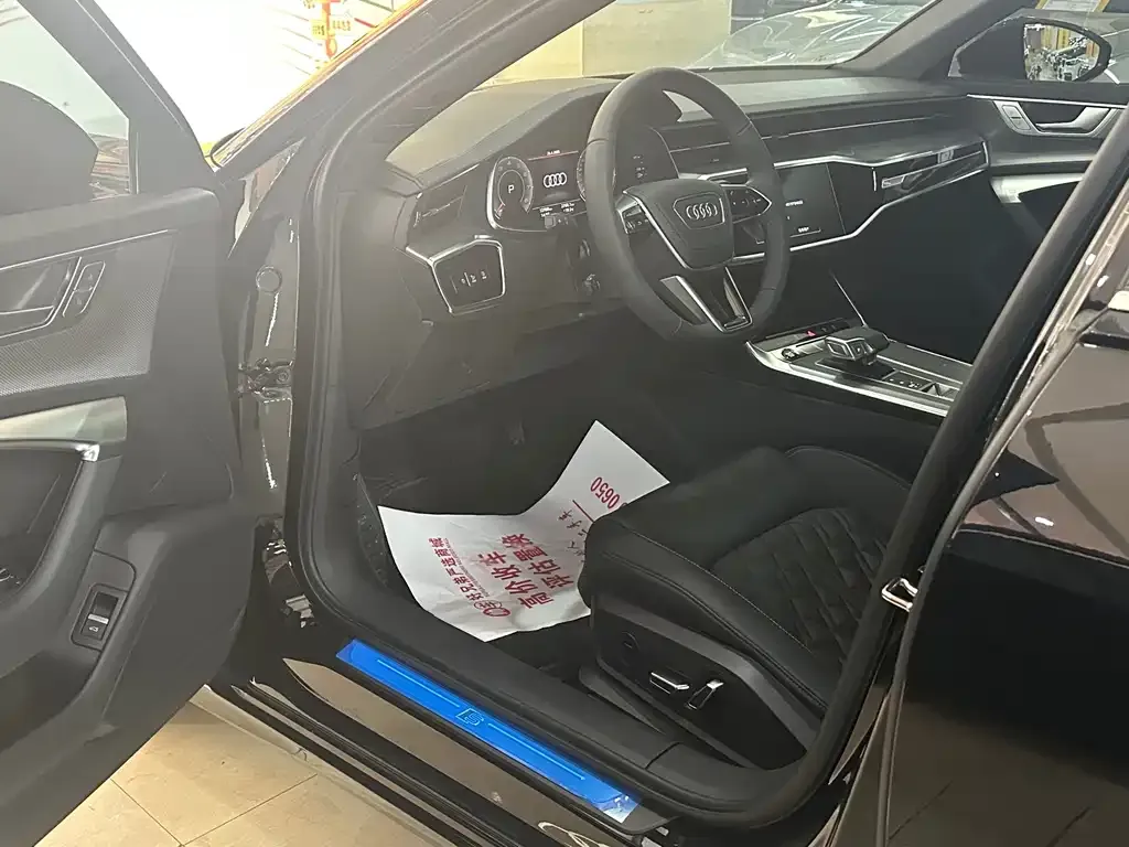 Audi A6L 2025 из CN, фото 4