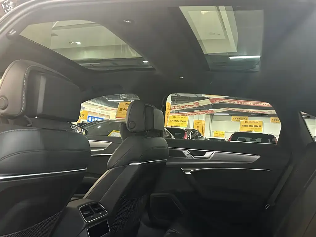 Audi A6L 2025 из CN, фото 9