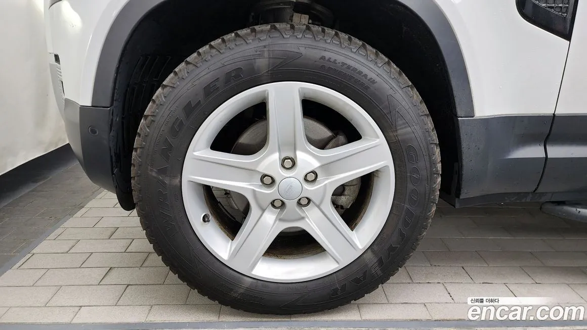 Land Rover Defender 2022 из KR, фото 10