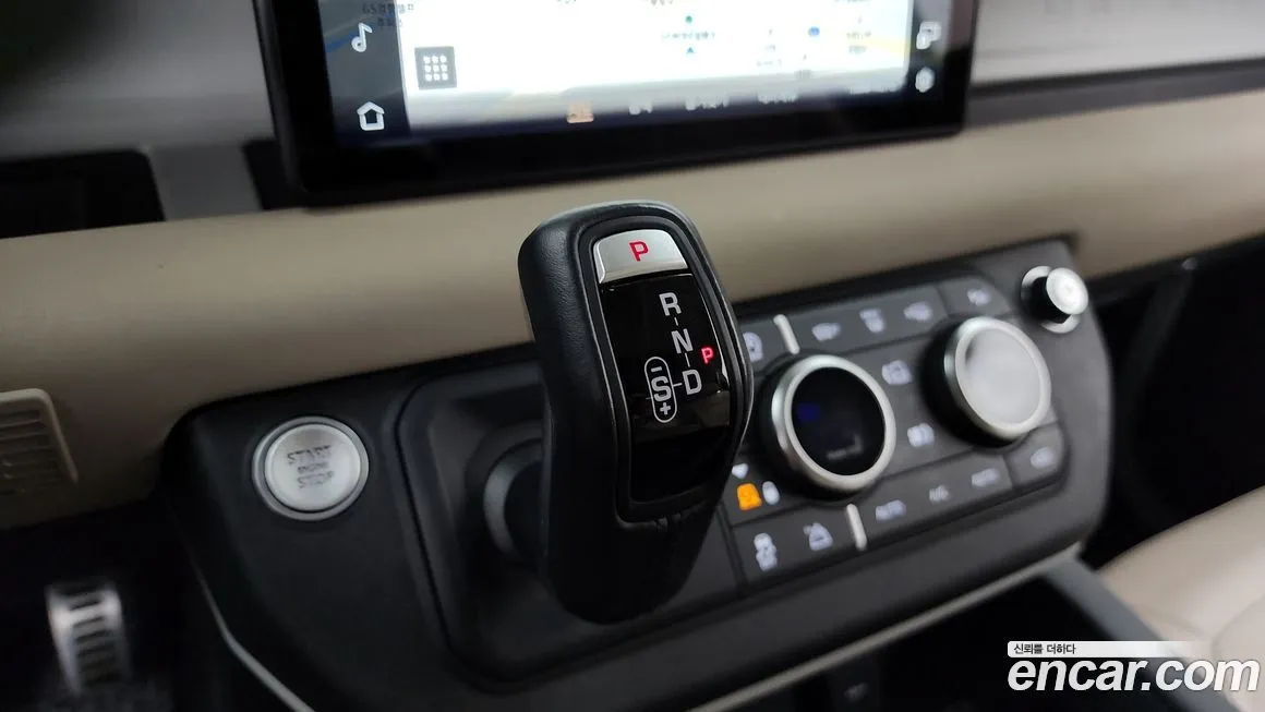 Land Rover Defender 2022 из KR, фото 8
