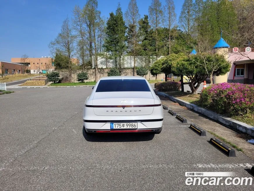 Hyundai Grandeur 2023 из KR, фото 5