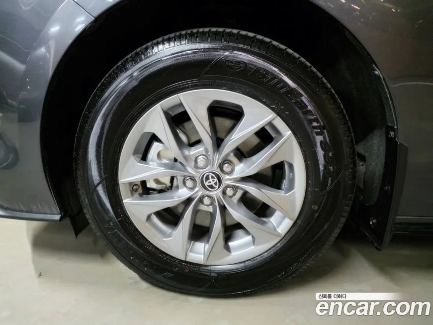 Toyota Sienna 2025 из KR, фото 8