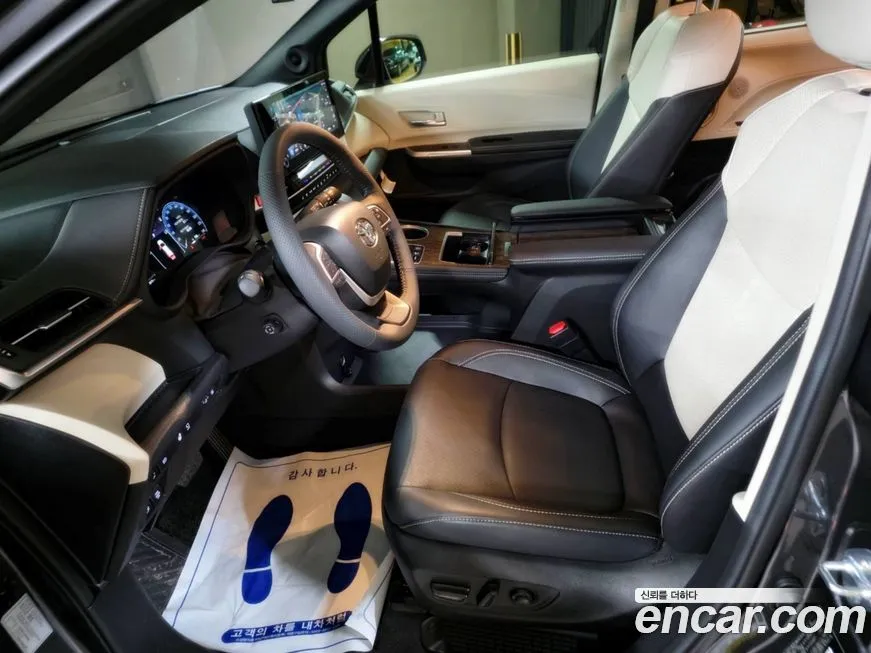 Toyota Sienna 2025 из KR, фото 5