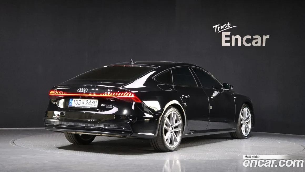 Audi A7 — фото 5