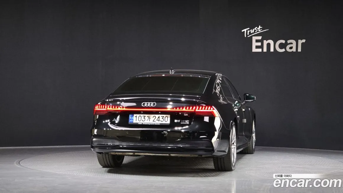 Audi A7 — фото 10