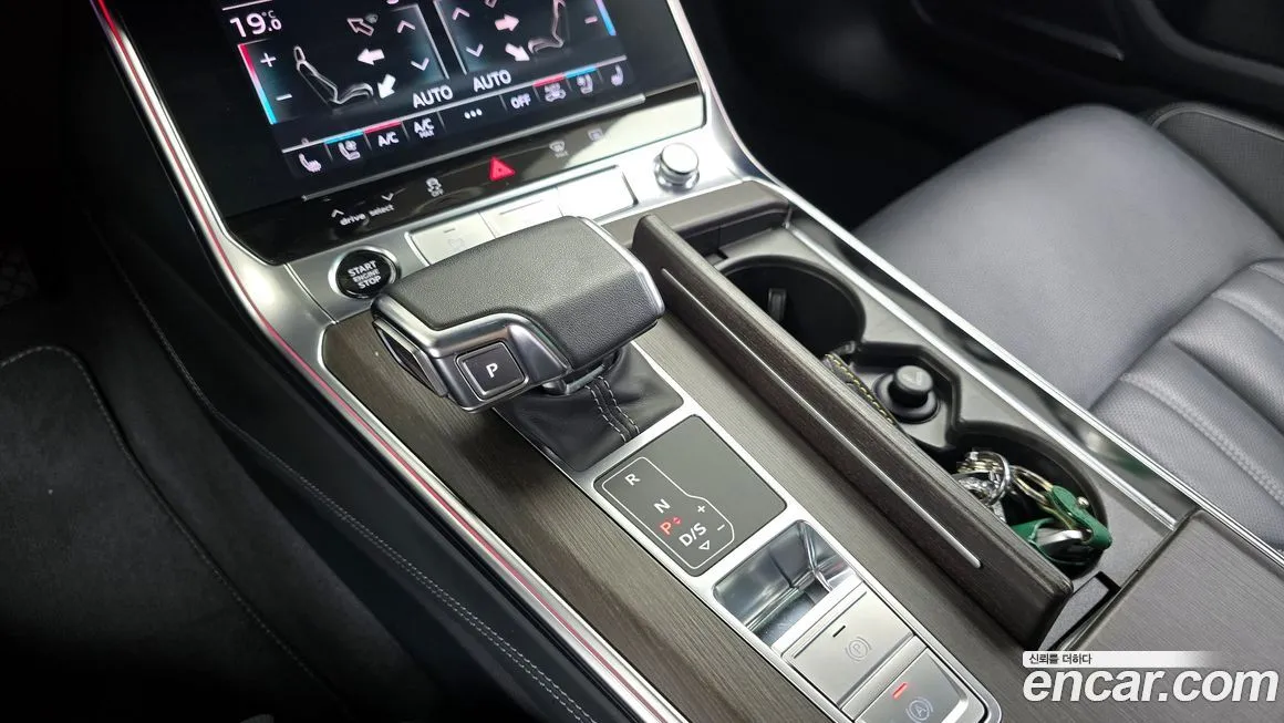 Audi A7 — фото 8