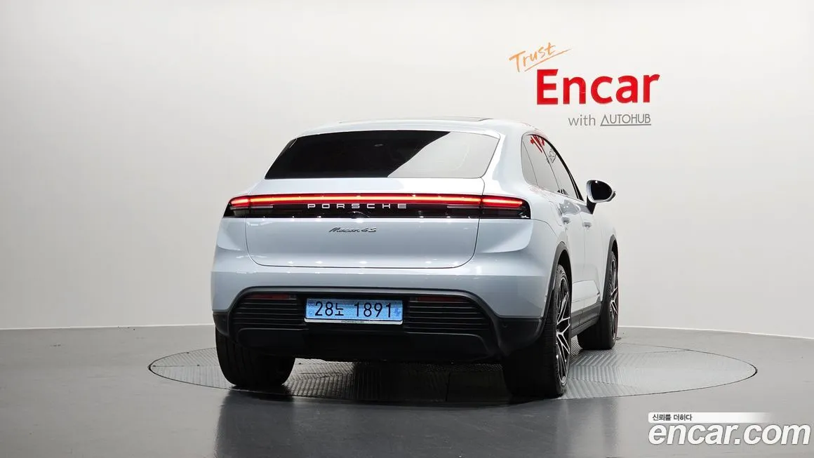 Porsche Macan 2025 из KR, фото 3