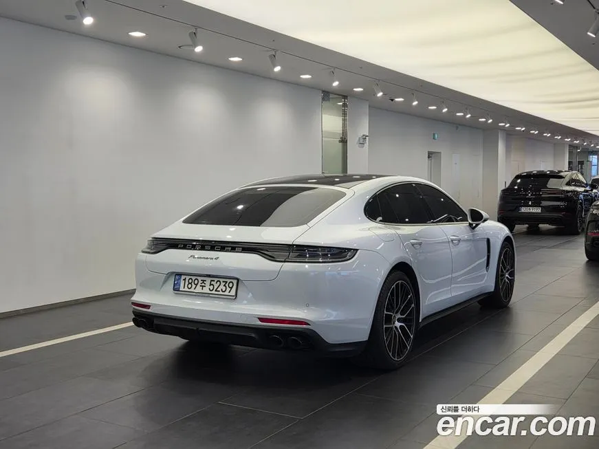 Porsche Panamera 2022 из KR, фото 8
