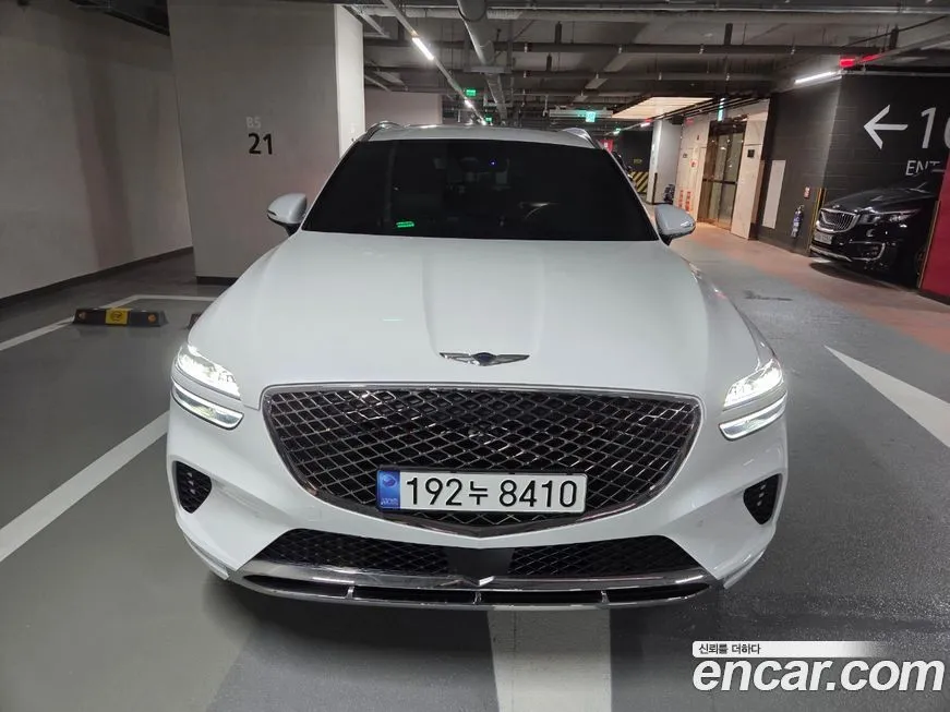 Genesis GV70 2024 из KR, фото 1