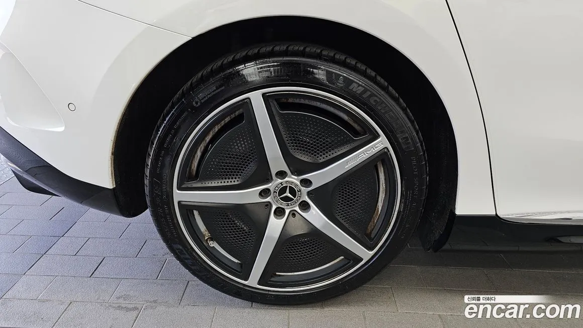 Mercedes-Benz EQE 2023 из KR, фото 7