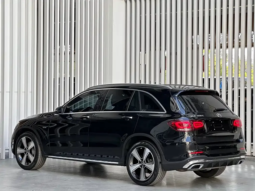 Mercedes-Benz GLC — фото 10