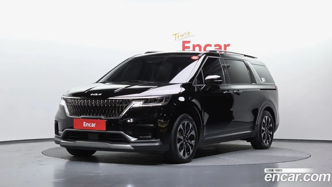 Kia Carnival 2023 из KR, фото 1