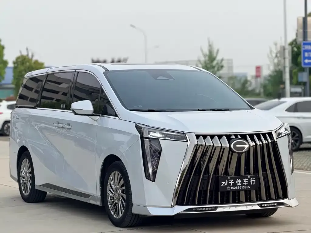 GAC Motor Trumpchi M8 — фото 10