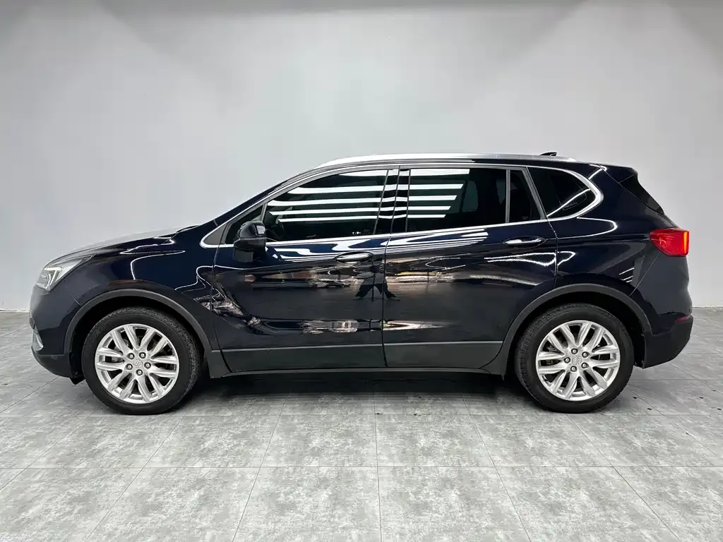 Buick Envision Plus — фото 10