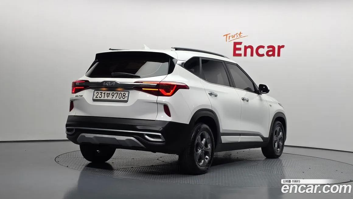 Kia Seltos 2023 из KR, фото 2