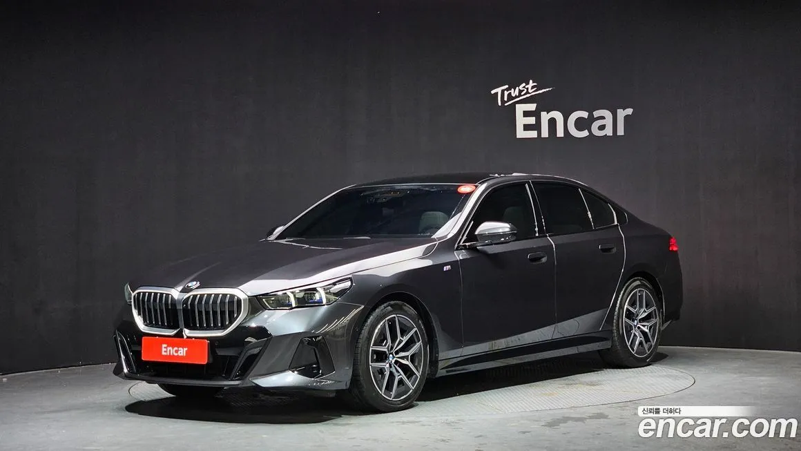 BMW 5-Series 2025 из KR, фото 1