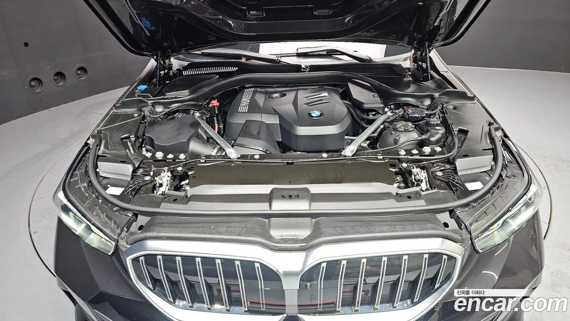 BMW 5-Series 2025 из KR, фото 7