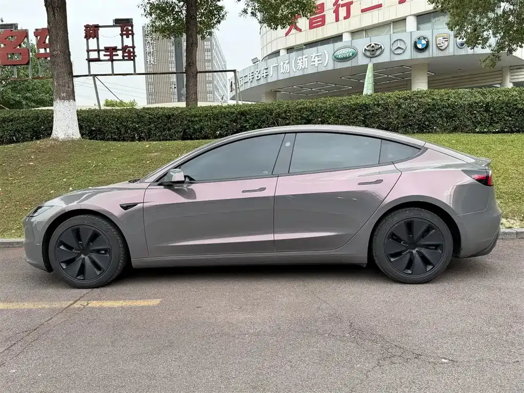 Tesla Model 3 2025 из CN, фото 10