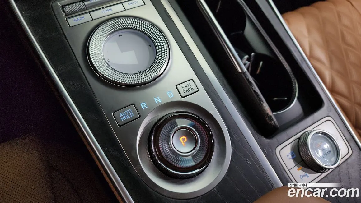 Genesis GV80 — фото 9