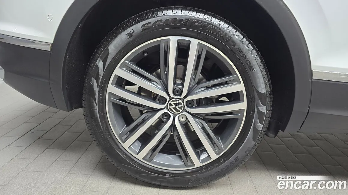 Volkswagen Tiguan 2023 из KR, фото 8