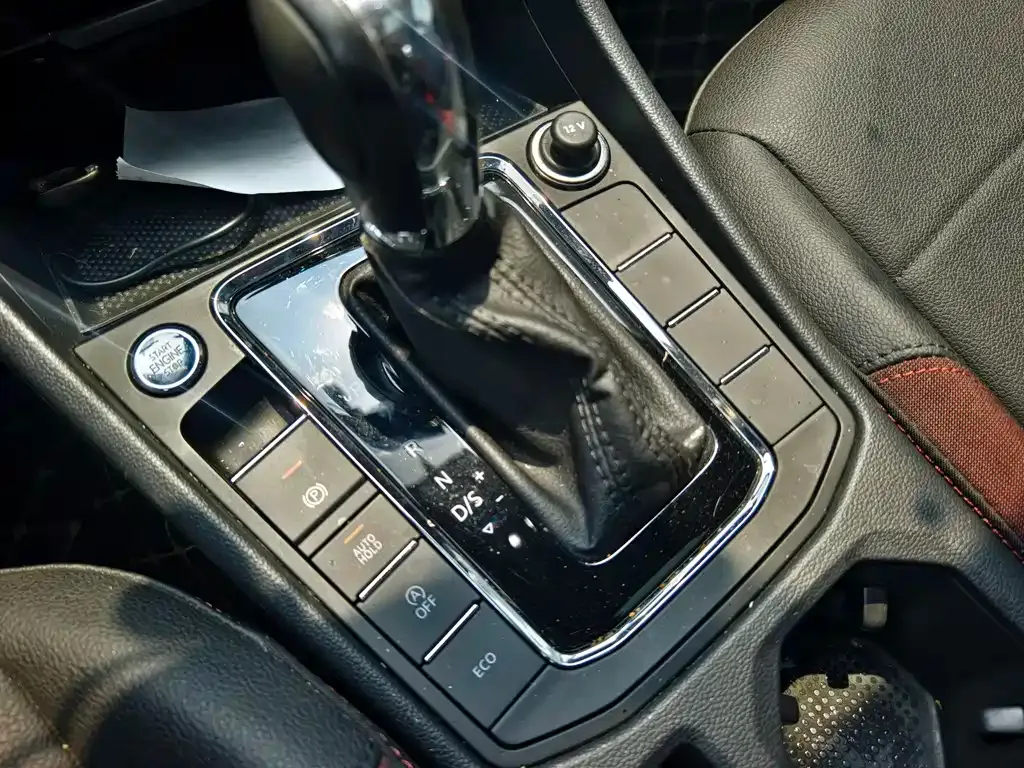 Volkswagen Bora 2022 из CN, фото 10