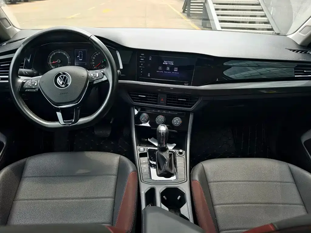 Volkswagen Bora 2022 из CN, фото 6