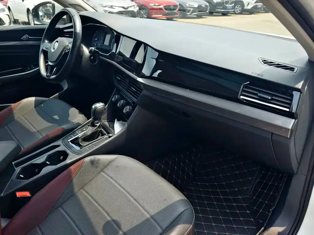 Volkswagen Bora 2022 из CN, фото 5
