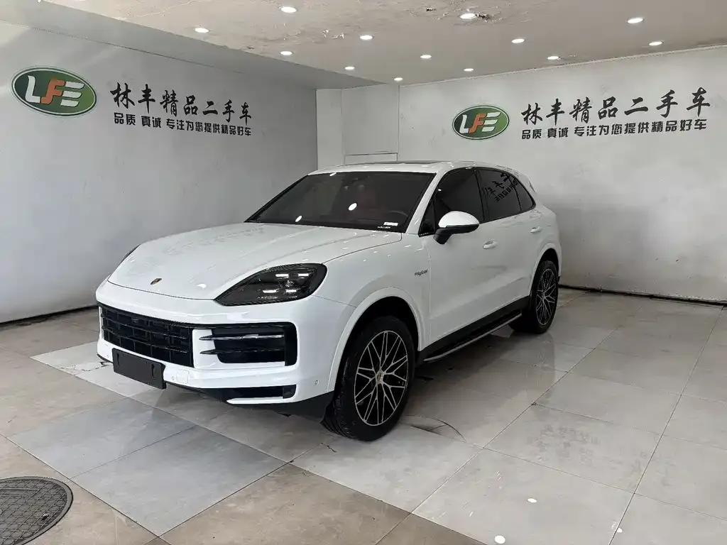Porsche Cayenne Hybrid 2024 из CN, фото 1